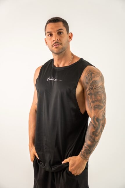 Regata Machão Titan - Preta